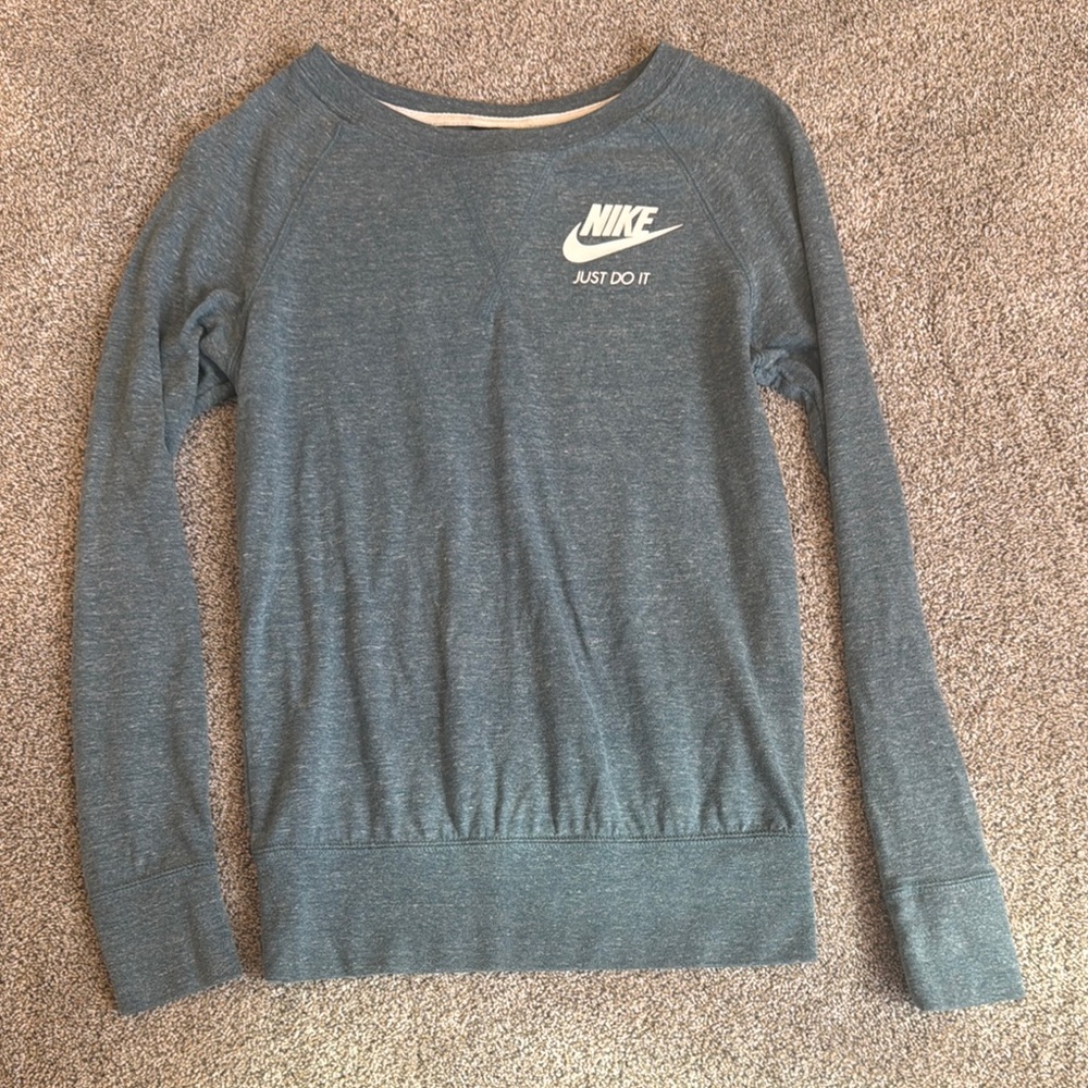 Nike Long Sleeve Top